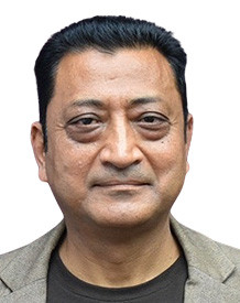 Dr. Prof. Suresh Manandhar